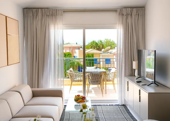 Resitour - Limnaria Gardens Апартаменты *